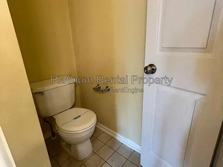 810 Camelon Ct — Photo 23