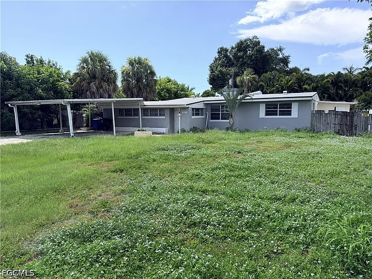 3955 Seminole Ave — Photo 2