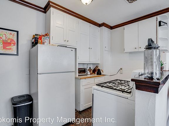 2nd image of 2775 Xerxes Ave S #201