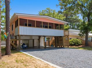216 NE 72nd St, Oak Island, NC 28465