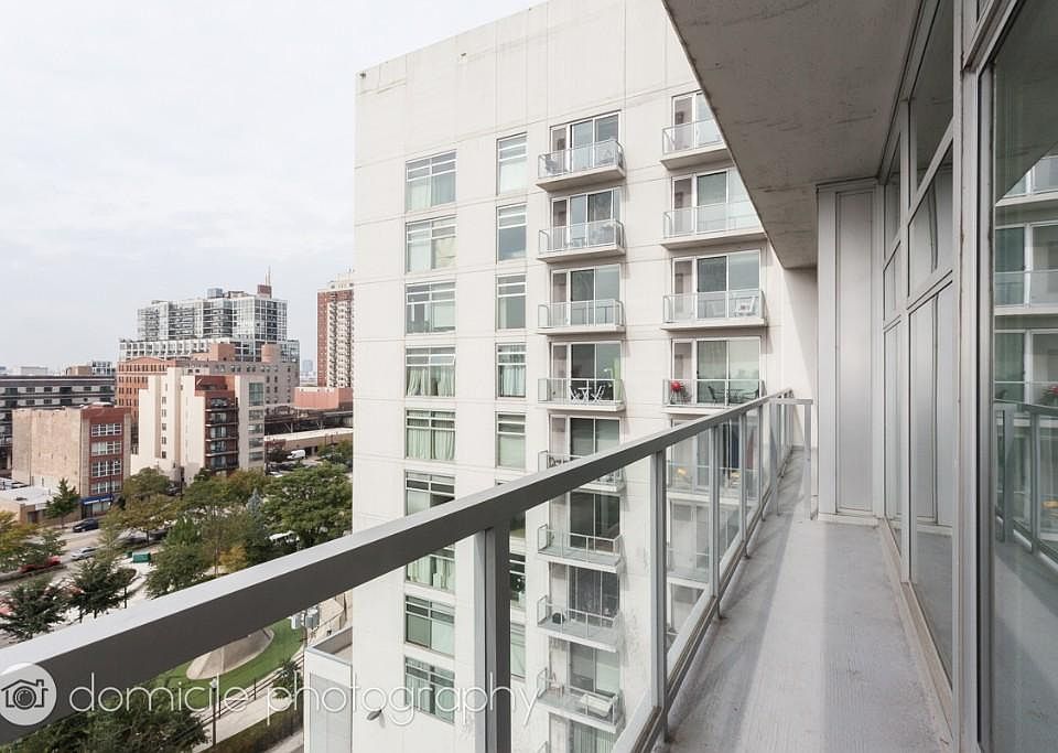 1st image of 1620 S Michigan Ave Unit 820A