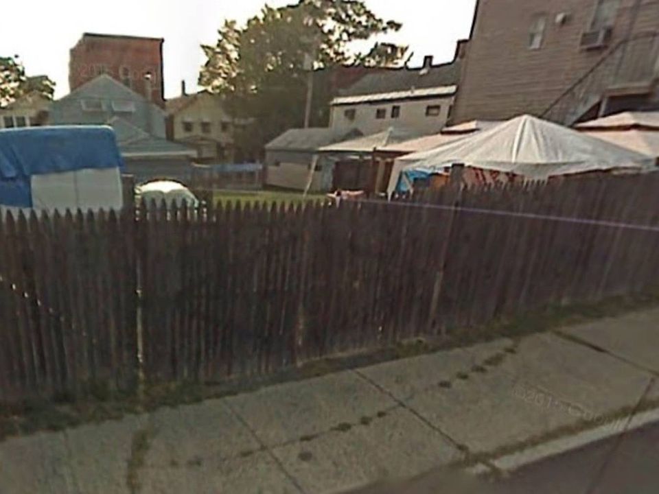 2nd image of 60 Sargent St