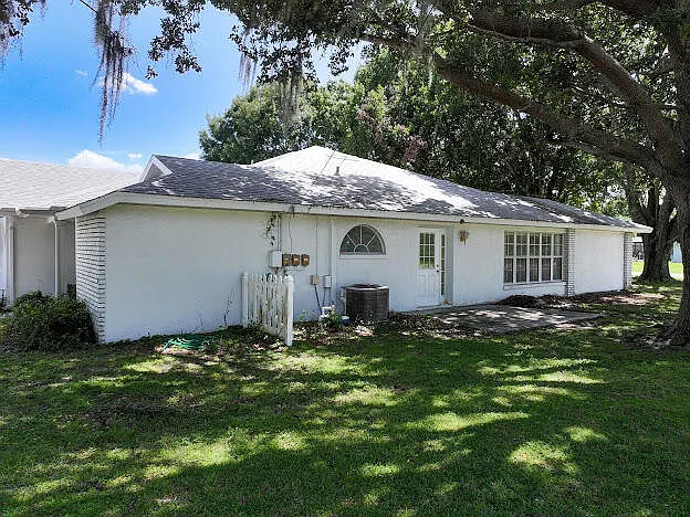 3901 Loquat Rd — Photo 23