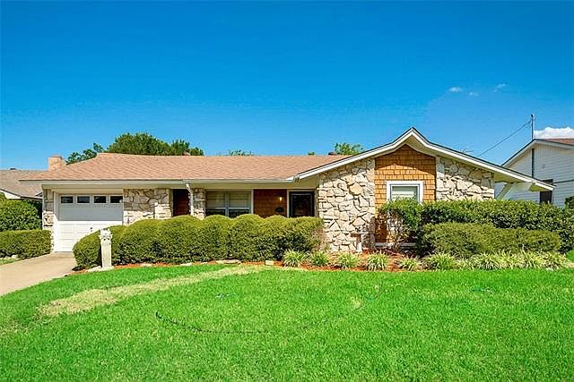 1st image of 519 Saffron Cir
