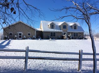 7810 Warwick Rd, Morenci, MI 49256