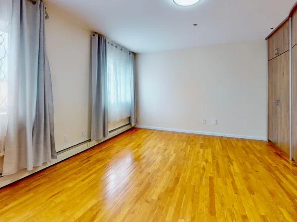 2900 East 29th Street image 13 of 23