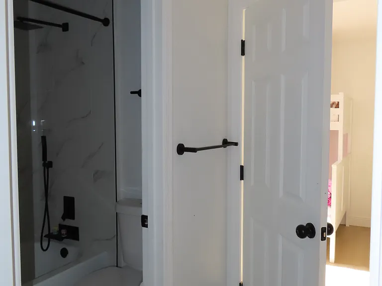 506 Pine Cone Dr — Photo 4