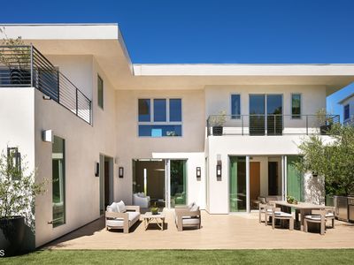 11986 Foxboro Dr, Los Angeles, CA, 90049