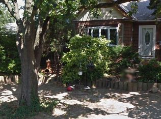 120 10th Ave, West Babylon, NY 11704