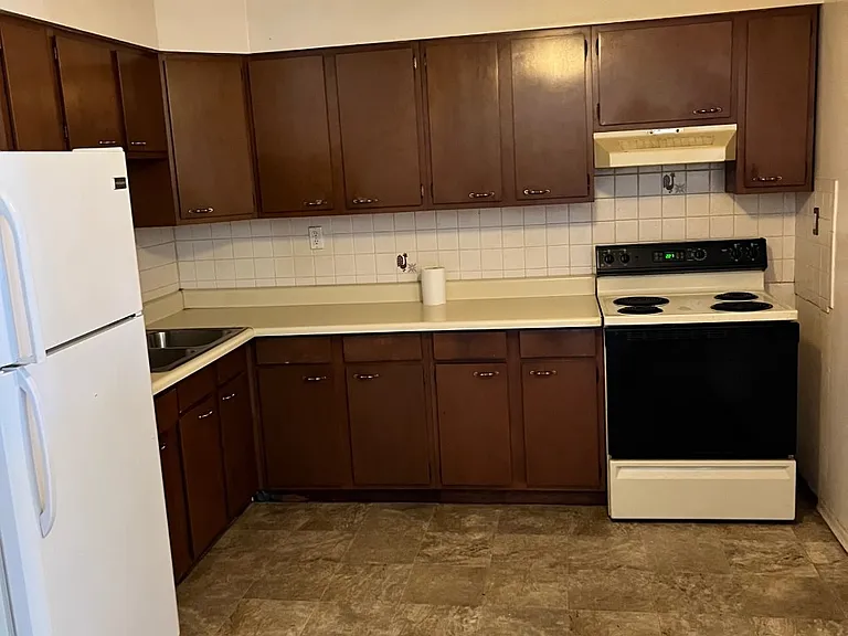 10207 Marble Arch Ln #B — Photo 2