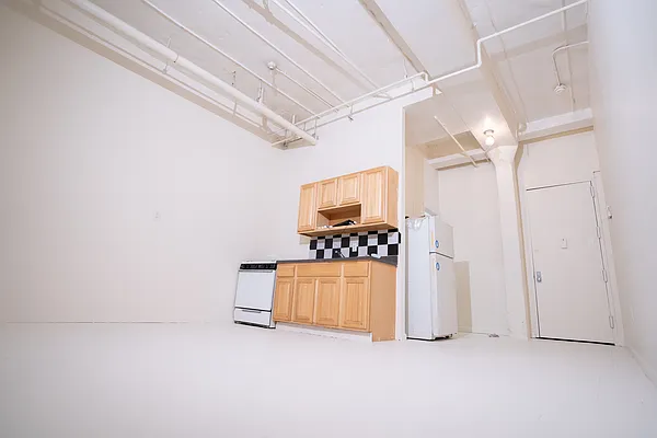 Rented by Nooklyn NYC LLC | media 1