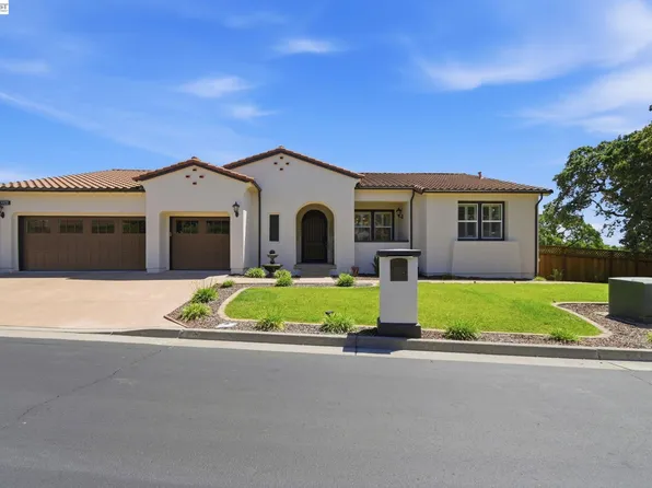 5322 Carole Ridge Ct, Fairfield, CA 94534