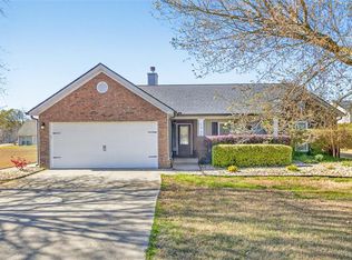 1760 Tugalo Dr, Jefferson, GA 30549