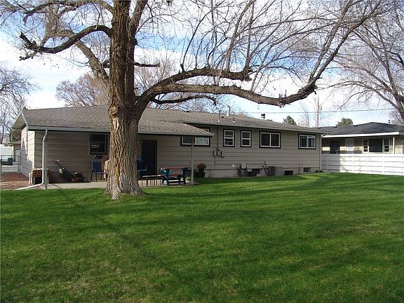 3rd image of 2328 Wyoming Ave