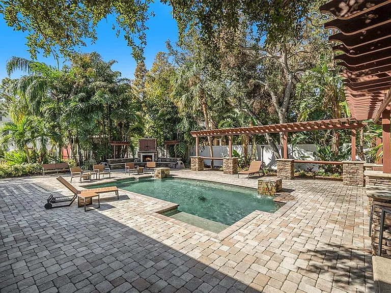 5701 S Macdill Ave — Photo 3