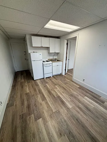 Floor plan 204