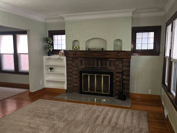 3rd image of 22448 Beech St #22448