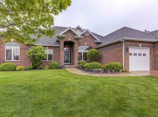 1413 Meadow Rue Dr, Springfield, IL 62712