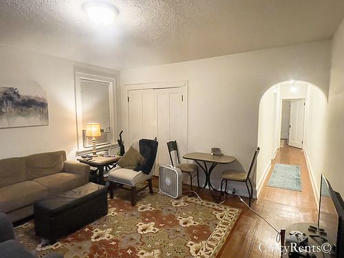 2nd image of 1831 Courtland Ave APT 12