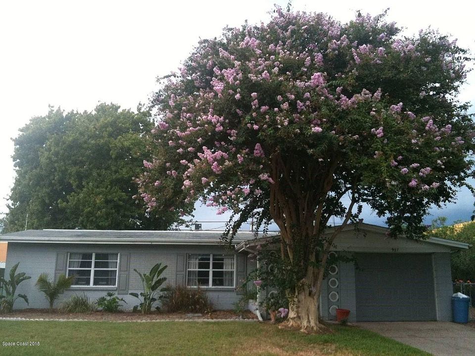 1st image of 907 Westwood Dr