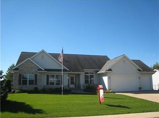 2775 Heather View Cir, Marion, IA 52302