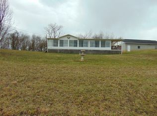 367 Offutt Spur Rd, Rocky Top, TN 37769