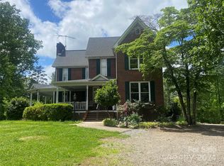 2133 Jay Clark Rd, Morganton, NC 28655