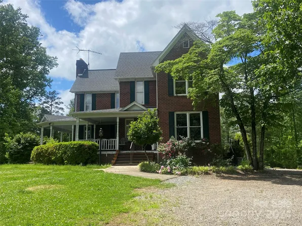 2133 Jay Clark Rd, Morganton, NC 28655