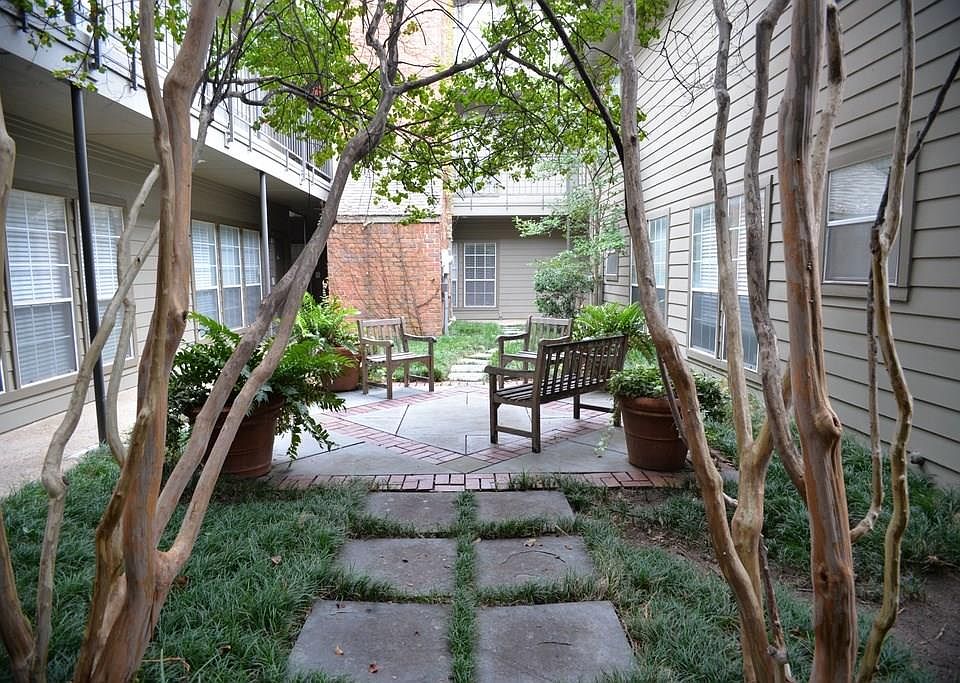 2nd image of 4554 Glenwick Ln APT 2106