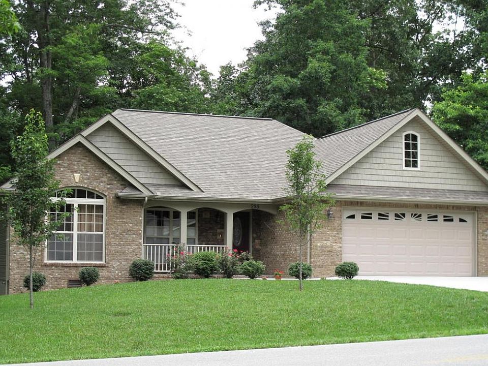 1st image of 235 Lakeview Dr