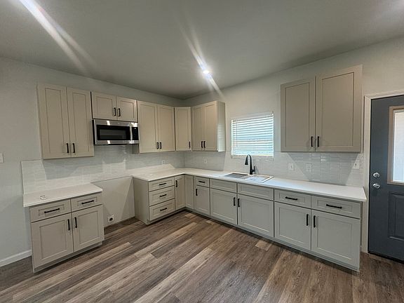 2nd image of 209 E J St #1