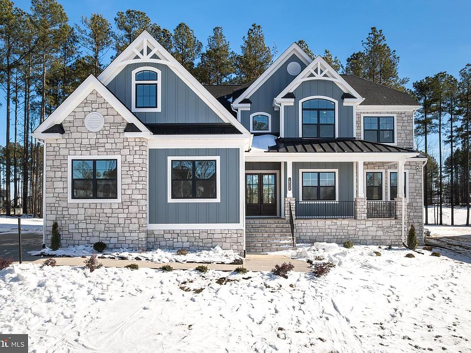 1st image of 245 Clara Ln