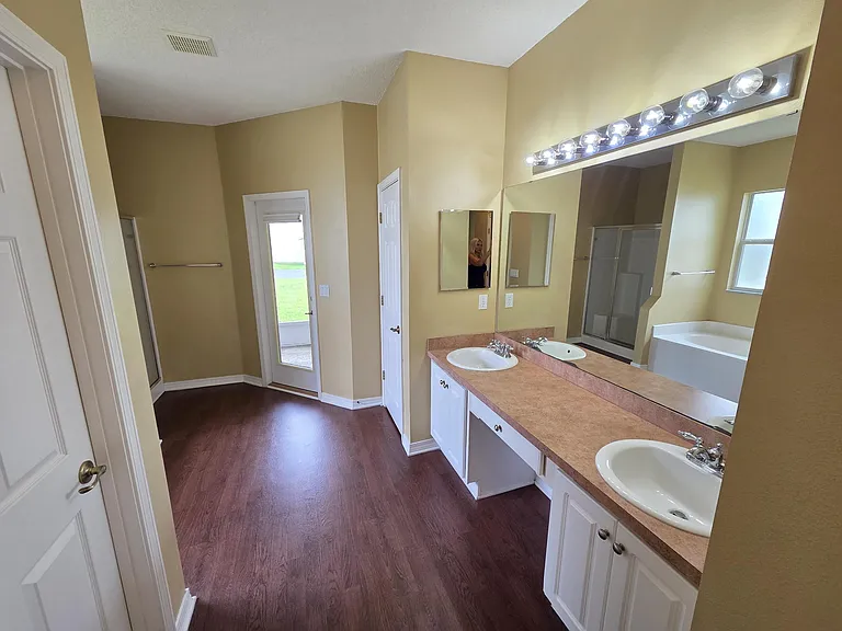 7270 Mossy Oaks Dr — Photo 6