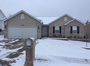 2409 Rosswood Ln, Arnold, MO 63010