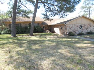 1037 Inwood Dr, Hurst, TX 76053