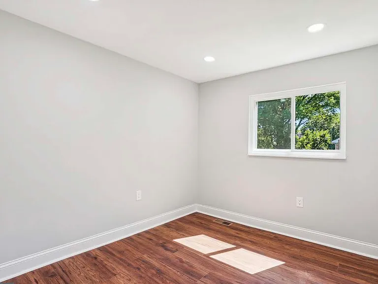 7081 Leewood Forest Dr — Photo 11