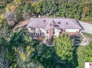 6444 S 244th Plz, Elkhorn, NE 68022