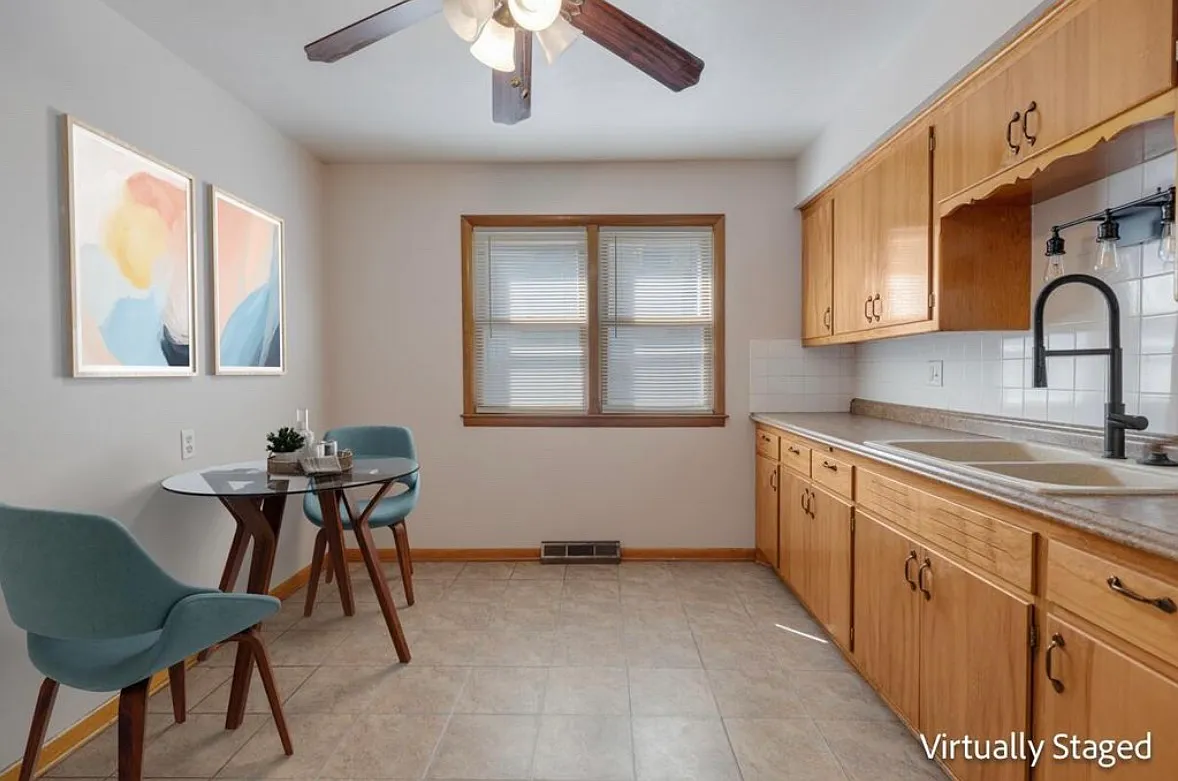 3 bed, $1,800 — Photo 4