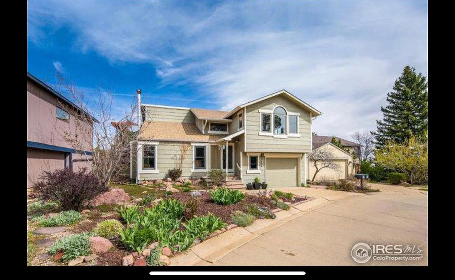 3807 Silver Plume Cir — Photo 1