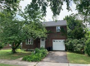 422 N 26th St, Allentown, PA 18104