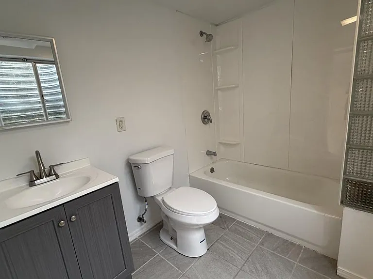 2354 Nantucket Ln — Photo 26