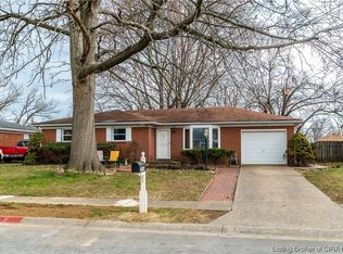 1014 Gerald Dr, Clarksville, IN 47129