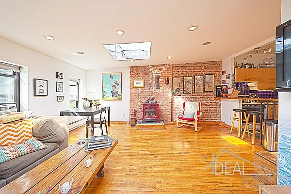 Sold by Ideal Properties Group | media 17