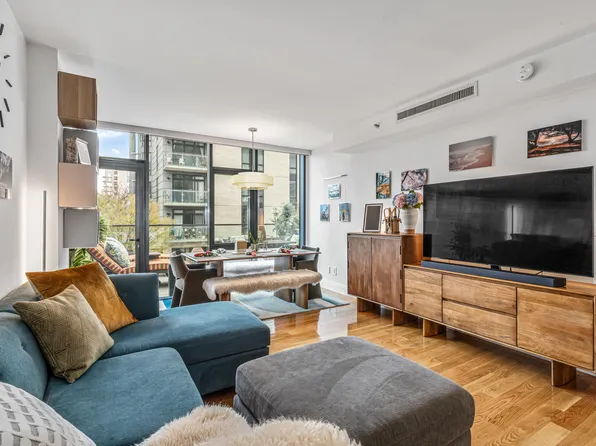 554 4th Avenue image 8 of 26