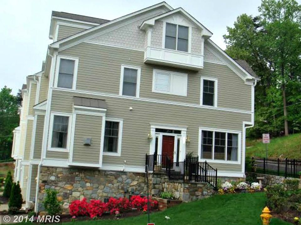 1st image of 108 Edgehill Dr