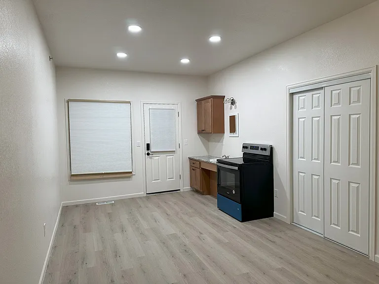 1744 Mariposa Rd #A1 — Photo 11