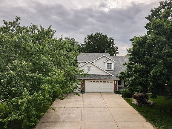 2nd image of 105 Michelle Dr