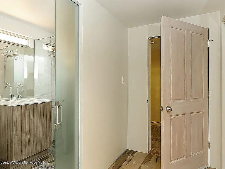 119 E Cooper Ave #TOP FLOOR — Photo 3