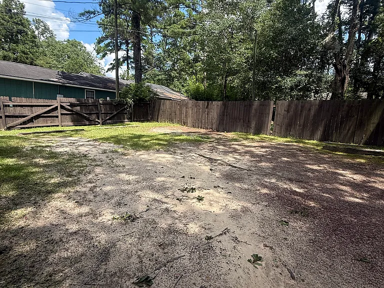 1414 N Dawson St — Photo 10
