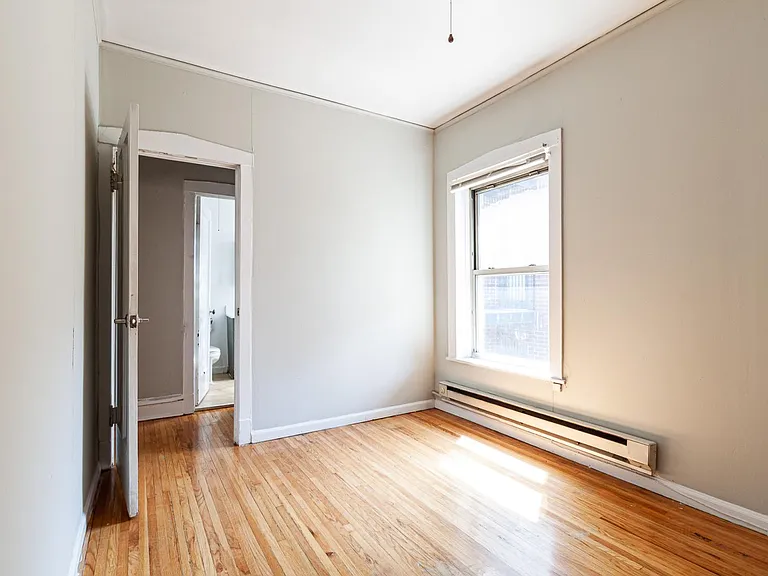 627 W Barry Ave #626-3 — Photo 4